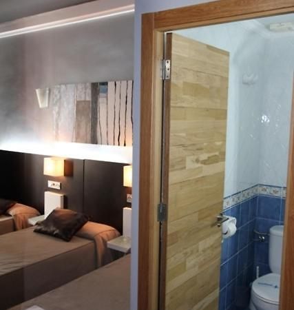 Hostal Plaza Ruiz Сеута Екстериор снимка