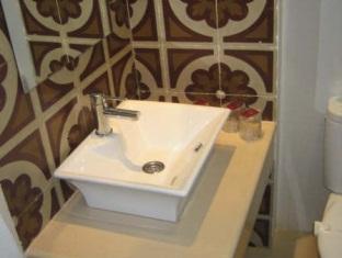 Hostal Plaza Ruiz Сеута Екстериор снимка